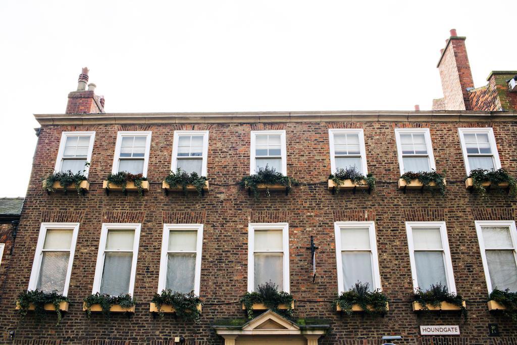 Houndgate Townhouse Hotel Darlington  Exterior photo